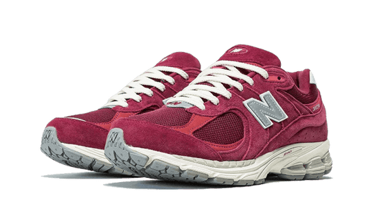 New Balance 2002R Suede Pack Red Wine — Authentiques & neuves — Luve Sneakers