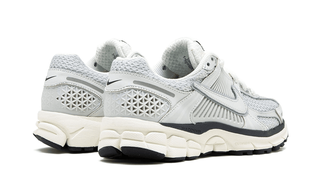 Nike Zoom Vomero 5 Photon Dust — Bons prix — Luve Sneakers