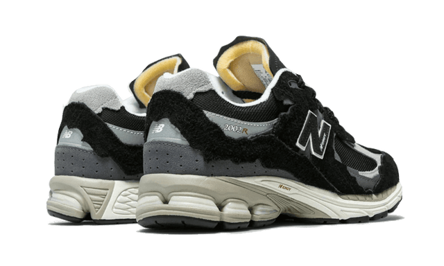 New Balance 2002R Protection Pack Black — Bons prix — Luve Sneakers