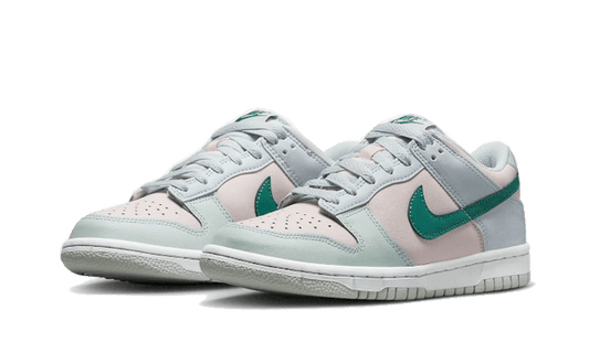 Nike Dunk Low Mineral Teal — Authentiques & neuves — Luve Sneakers