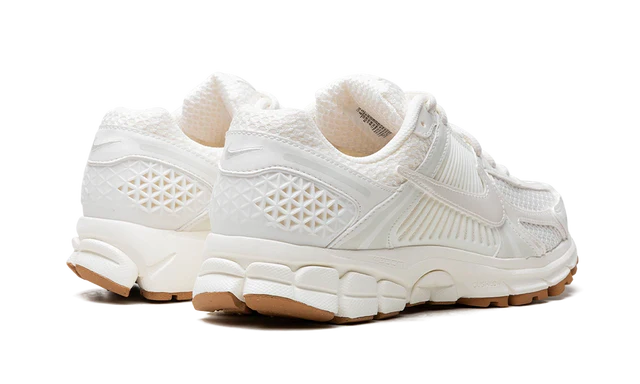 Nike Zoom Vomero 5 White Gum — Bons prix — Luve Sneakers