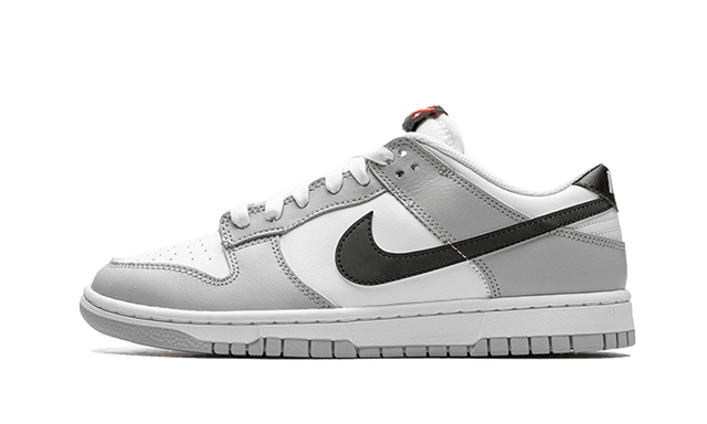 Nike Dunk Low SE Lottery Pack Grey Fog pointure 42,5 neuve et authentique, prix under-market, livraison rapide en Belgique – Luve Sneakers