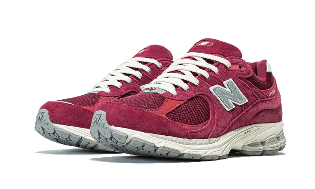 New Balance 2002R Suede Pack Red Wine — Authentiques & neuves — Luve Sneakers