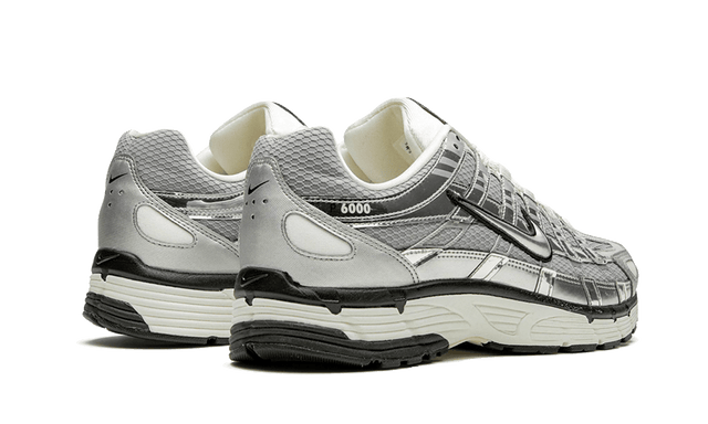 Nike P-6000 Metallic Silver — Bons prix — Luve Sneakers