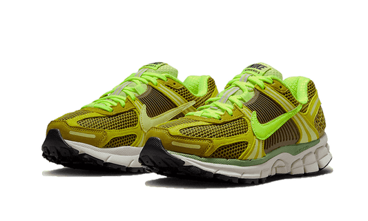 Nike Vomero 5 Olive Flak Volt — Authentiques & neuves — Luve Sneakers